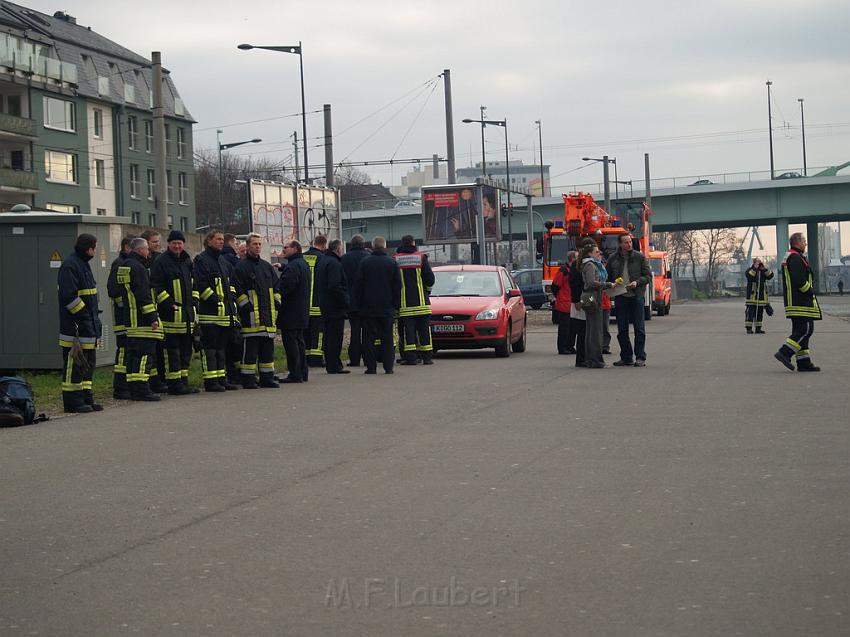 Neue LF`s fuer Koeln Uebergabe in Koeln Deutz an den Wachen  P091.JPG